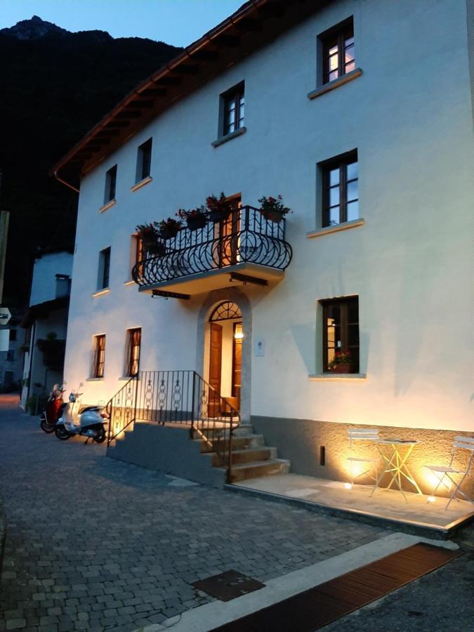 Casa Pasini-Foresteria Piuro Exterior photo